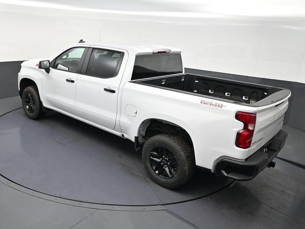 Used 2023 Chevrolet Silverado 1500 LT Trail Boss w/ LT Trail Boss Premium Package AWD/4WD image 11