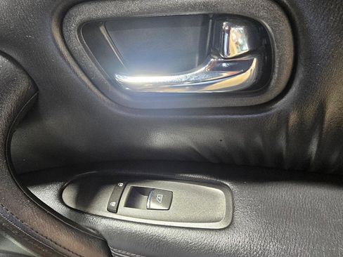 Used 2014 INFINITI QX80 4WD w/ Theater Package image 10