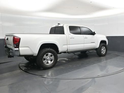 Used 2023 Toyota Tacoma SR5 RWD image 3