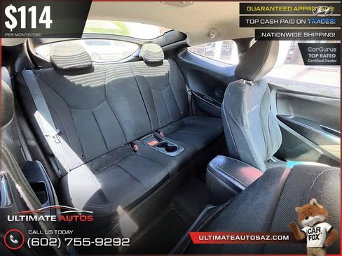 Used 2015 Hyundai Veloster FWD image 16