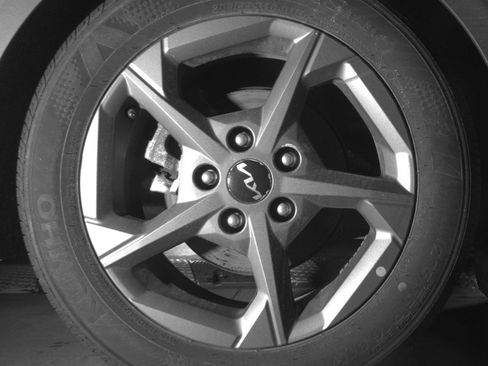 Used 2025 Kia K4 FWD image 15