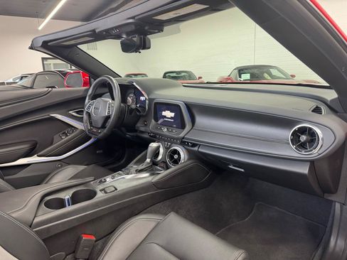 Used 2022 Chevrolet Camaro SS RWD image 17