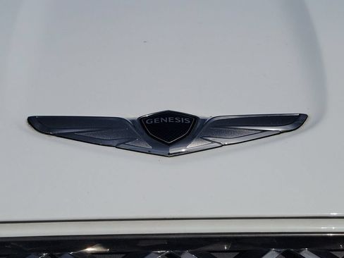 Used 2025 Genesis GV70 3.5T Sport w/ Sport Advanced Package AWD/4WD image 7
