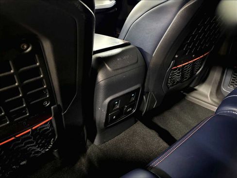 Used 2023 Ford Bronco Raptor AWD/4WD image 25