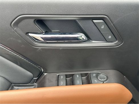 New 2025 GMC Canyon AT4 image 33