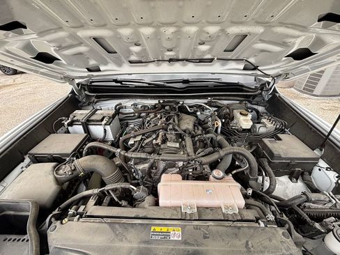 Used 2024 Toyota Tacoma SR5 RWD image 6