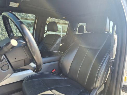 Used 2022 Ford F350 Lariat w/ Lariat Ultimate Package AWD/4WD image 15