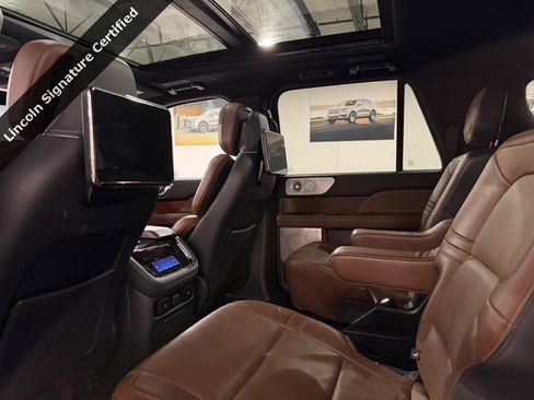 Certified 2022 Lincoln Navigator L Reserve image 14