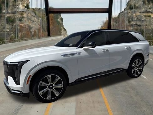 New 2025 Cadillac Escalade IQ Luxury 2 AWD/4WD image 8