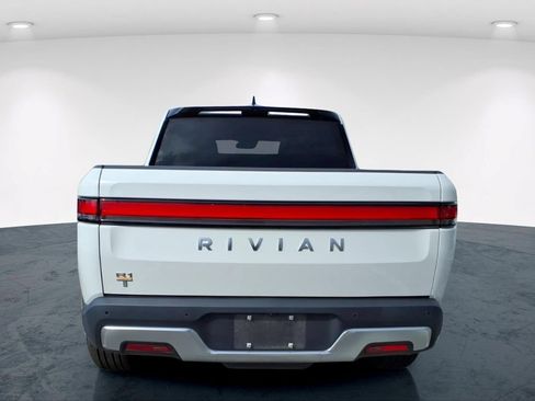Used 2022 Rivian R1T Adventure AWD/4WD image 16