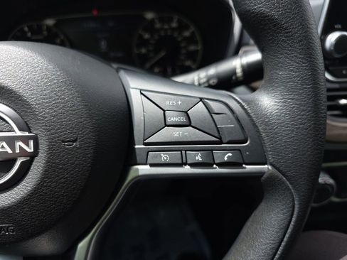 Used 2025 Nissan Altima 2.5 SV FWD image 22