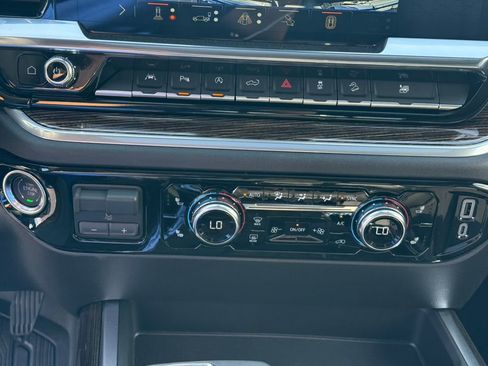 New 2026 GMC Sierra 1500 Elevation w/ Elevation Premium Package AWD/4WD image 26