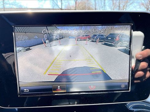 Used 2017 Mercedes-Benz GLC 300 4MATIC image 17