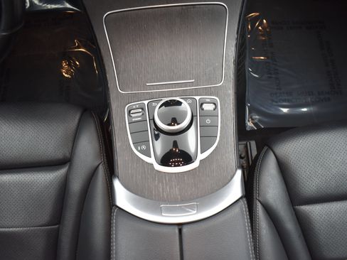 Used 2019 Mercedes-Benz C 300 4MATIC Sedan image 25