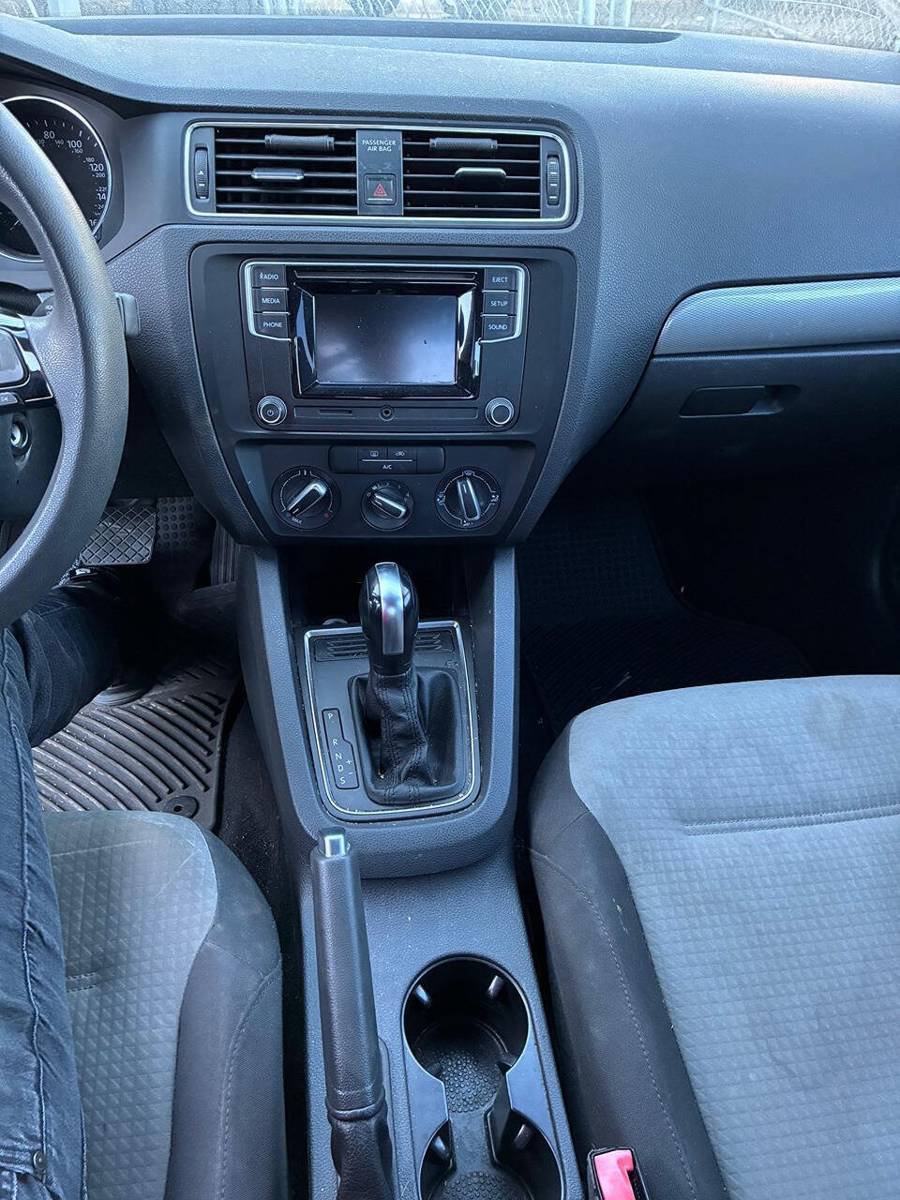 Used 2018 Volkswagen Jetta S FWD image 12