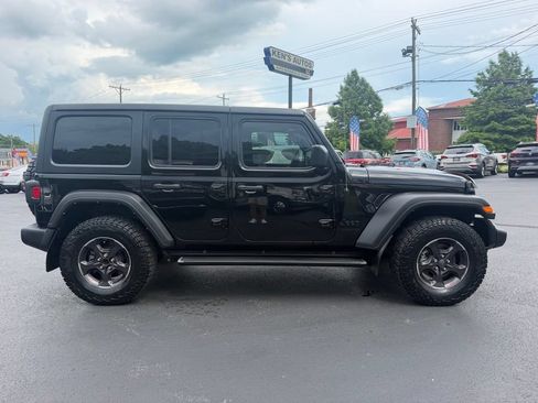 Used 2022 Jeep Wrangler Unlimited Sport AWD/4WD image 4
