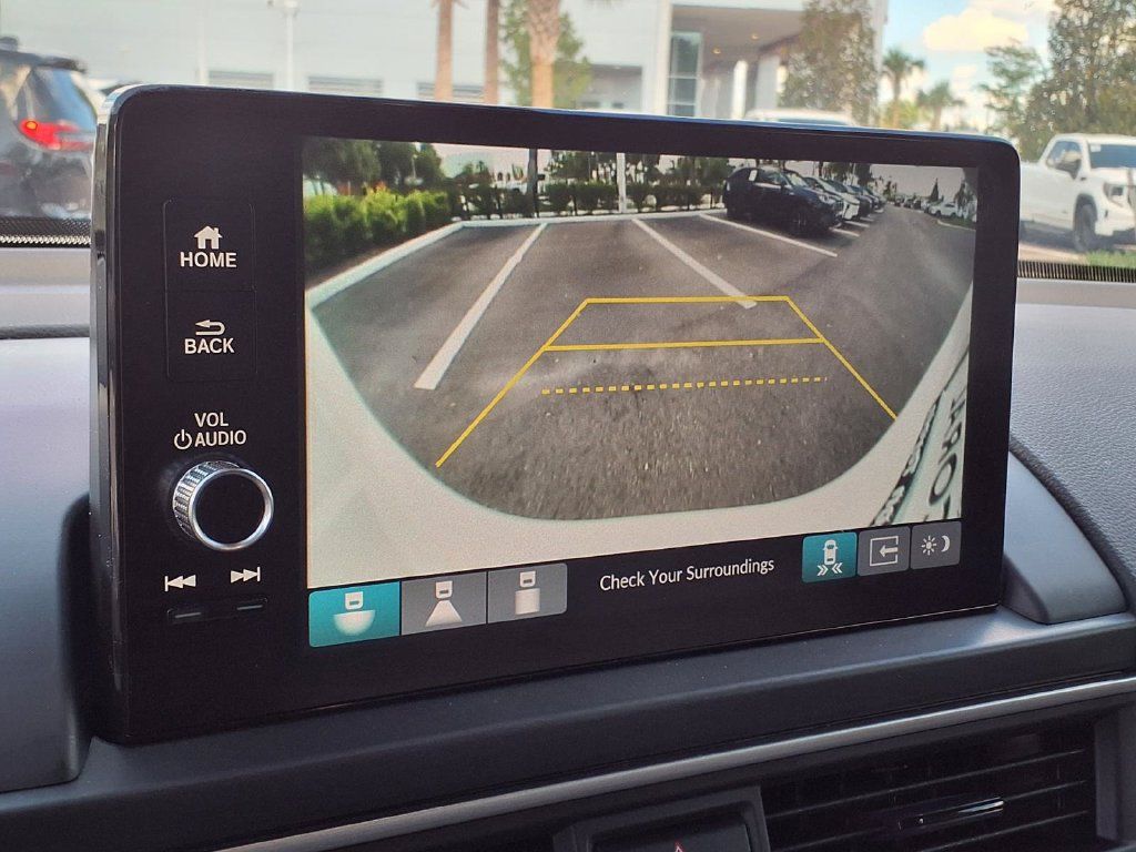 Used 2025 Honda Pilot EX-L image 23