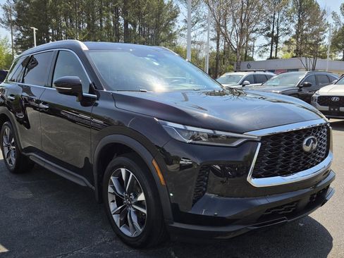 Used 2023 INFINITI QX60 Luxe w/ Vision Package image 7