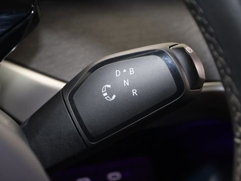 Used 2025 Volkswagen ID. Buzz Pro S image 7