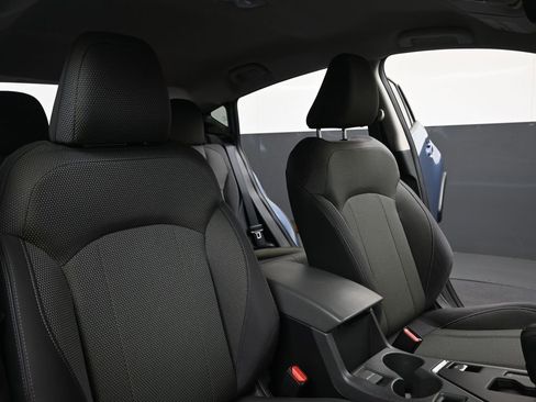 Certified 2024 Subaru Crosstrek 2.0i Premium image 13