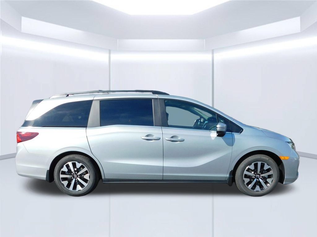 New 2027 Honda Odyssey EX-L image 2