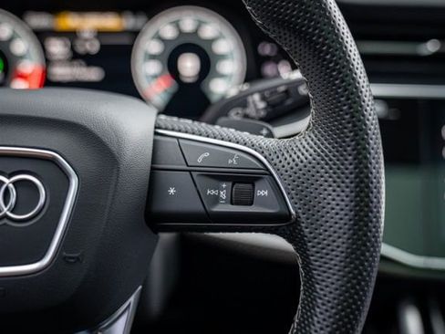 Used 2023 Audi SQ8 Prestige image 39