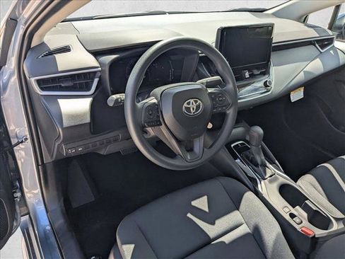 Used 2026 Toyota Corolla LE image 3