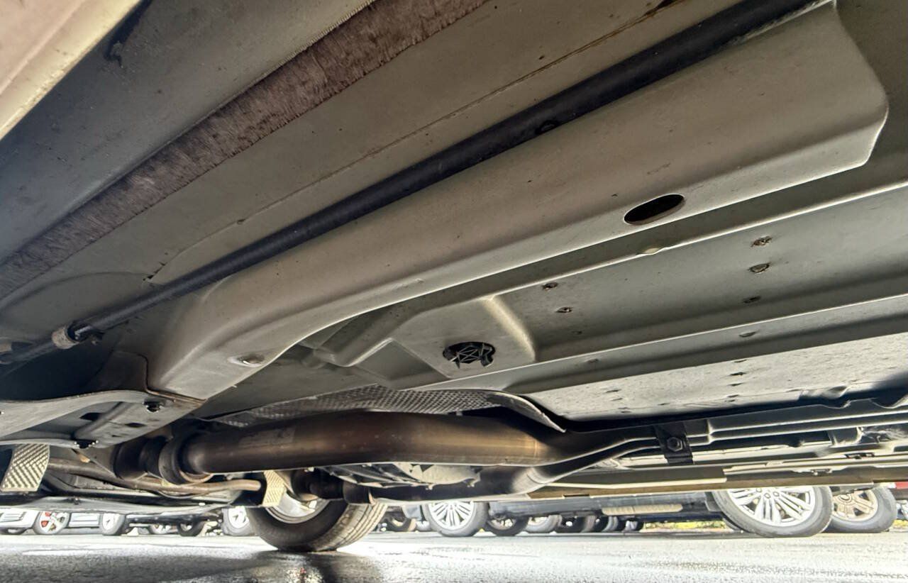 Used 2005 Chrysler 300 C w/ Sound Group II RWD image 37