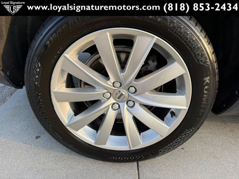 Used 2017 Volvo XC90 T6 Momentum w/ Vision Package AWD/4WD image 14