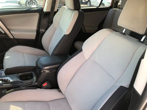 Used 2016 Toyota RAV4 XLE image 12