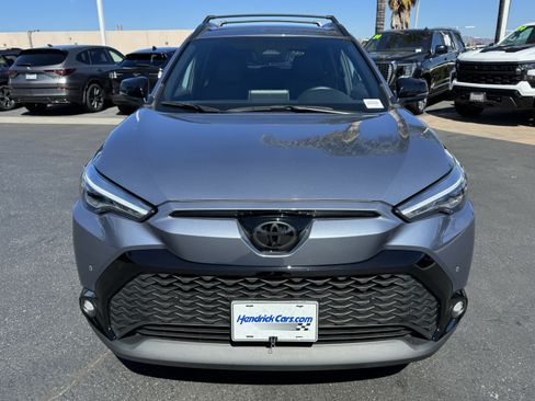 Used 2025 Toyota Corolla Cross AWD Hybrid w/ Convenience Package image 2