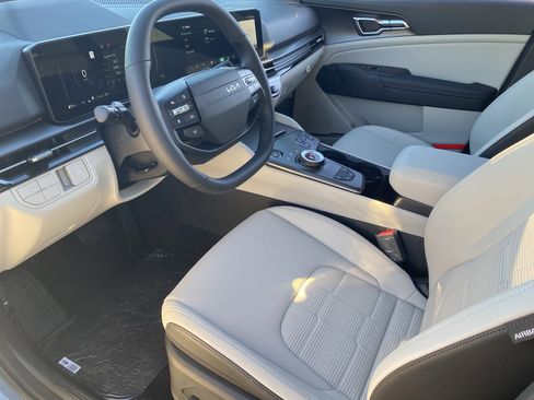 New 2026 Kia Sportage SX Prestige image 16