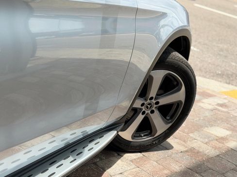 Used 2021 Mercedes-Benz GLC 300 4MATIC Coupe image 14