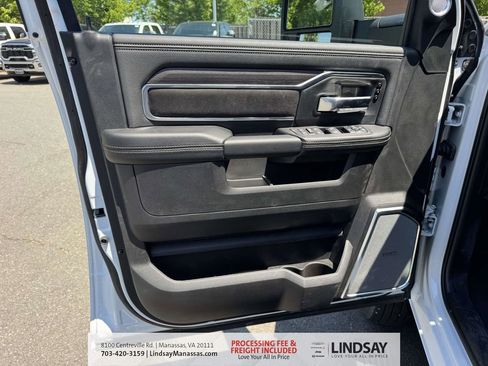 New 2026 RAM 3500 Laramie AWD/4WD image 15