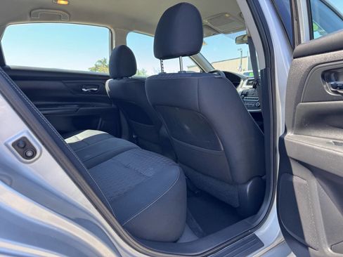 Used 2018 Nissan Altima 2.5 S w/ S Convenience Package FWD image 31