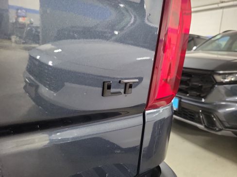 Used 2022 Chevrolet Silverado 1500 LT Trail Boss w/ Safety Package image 8