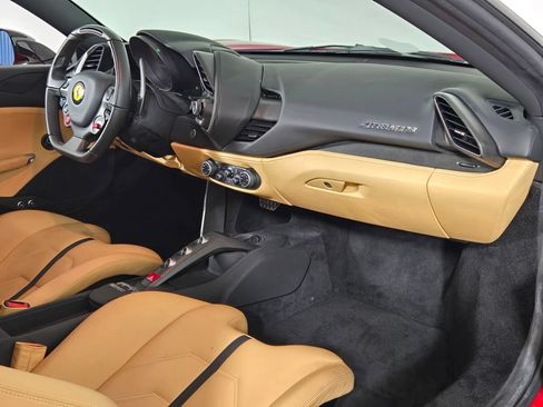 Used 2017 Ferrari 488 GTB RWD image 14