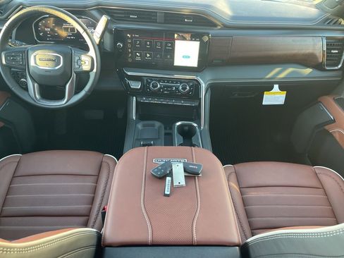 New 2026 GMC Sierra 2500 Denali Ultimate image 18