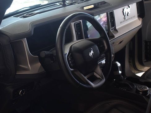 Used 2025 Ford Bronco Outer Banks AWD/4WD image 67