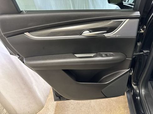 Certified 2023 Cadillac XT5 Sportv AWD/4WD image 25