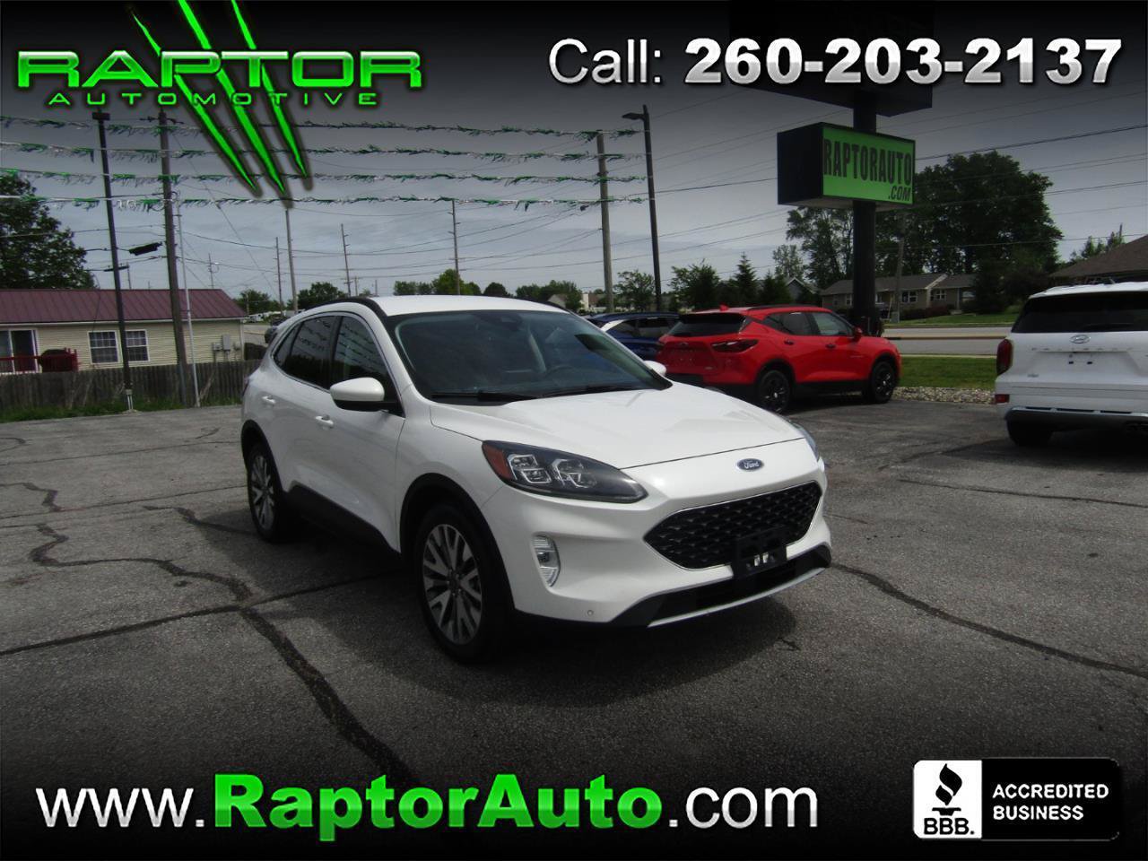 Used 2022 Ford Escape Titanium AWD/4WD image 1