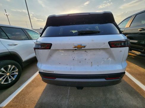 Used 2026 Chevrolet Equinox LT FWD image 5
