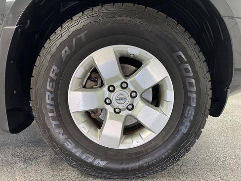 Used 2012 Nissan Frontier SV w/ SV Premium Utility Pkg image 25