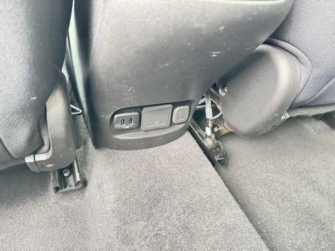 Used 2017 Chevrolet Malibu LT w/ Driver Confidence Package image 7