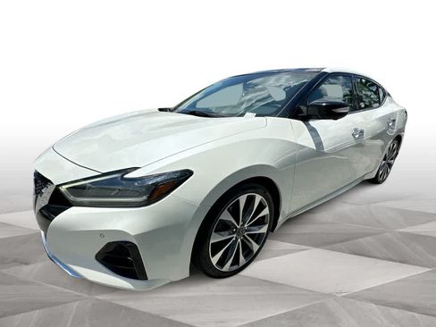 Used 2023 Nissan Maxima Platinum w/ Sport Mat Group FWD image 4