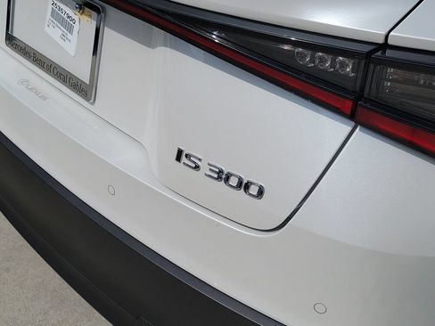 Used 2025 Lexus IS 300 w/ Premium Package RWD image 8