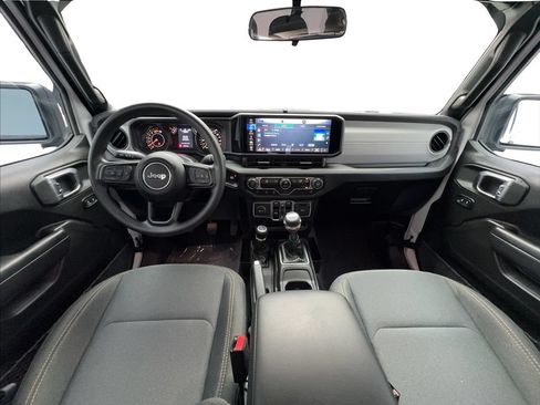 Used 2025 Jeep Wrangler Unlimited Sport AWD/4WD image 35
