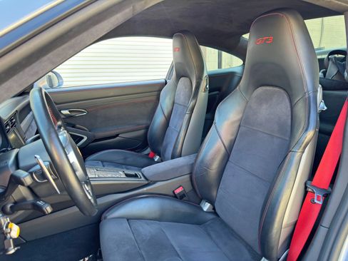 Used 2014 Porsche 911 GT3 RWD image 32