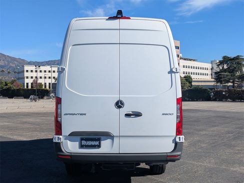 New 2024 Mercedes-Benz Sprinter 3500 image 3