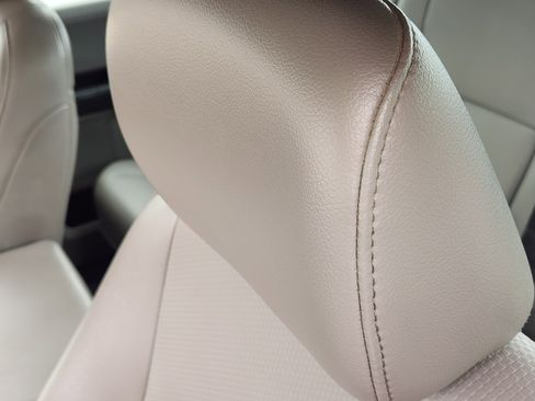 Used 2022 Ford F250 XL w/ Power Equipment Group image 15